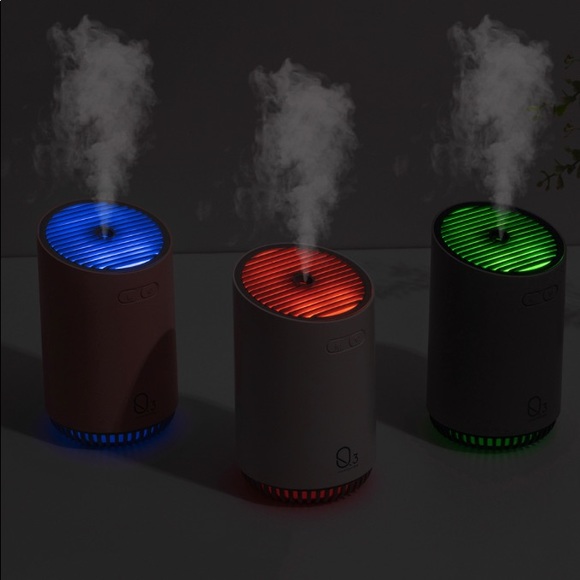 Air Humidifier w Lights, Rechargeable and wireless - Picture 5 of 5